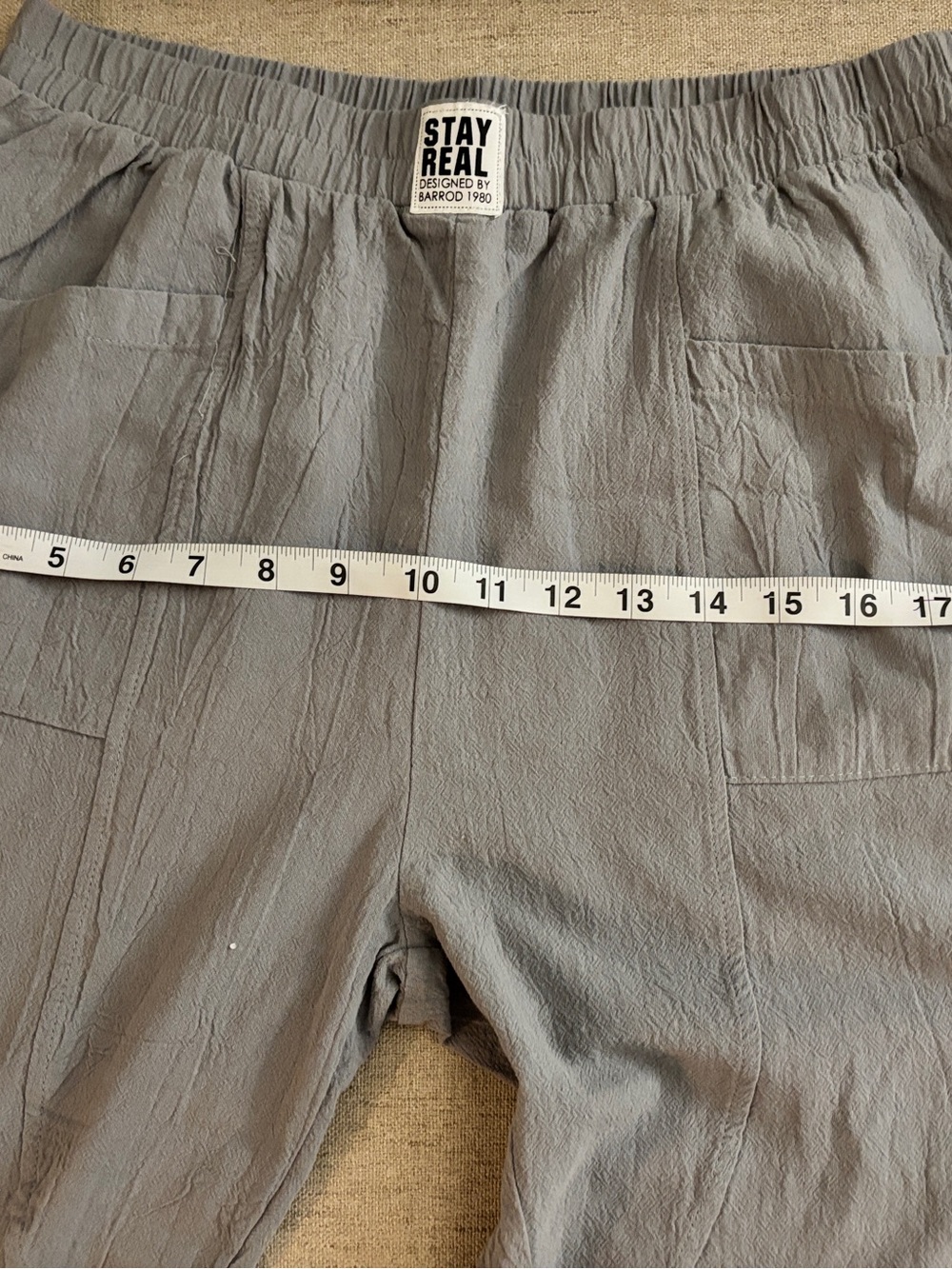 Stay Real Relaxed Drawstring Gauze Pants in Light Gray EUC